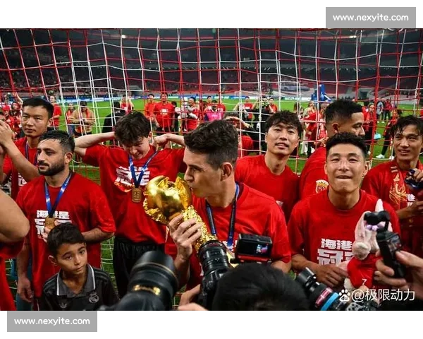 中国足球赛果出炉国家队联赛表现引发球迷热议与期待与反思未来走向