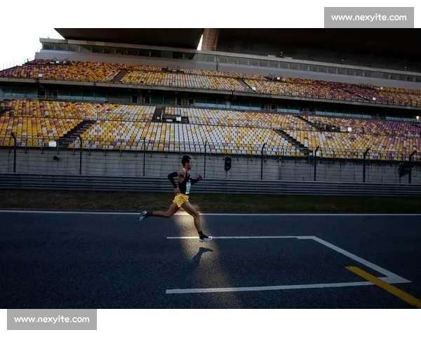 欢乐儿童泳池竞速大比拼展现勇气与速度魅力的精彩瞬间全程回顾秀